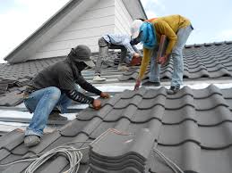 Best Emergency Roof Repair Services  in Lawton, MI